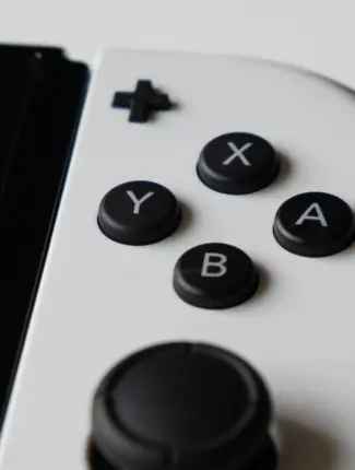 Nintendo Switch Prices Hold Steady in the Refurbished Market 35